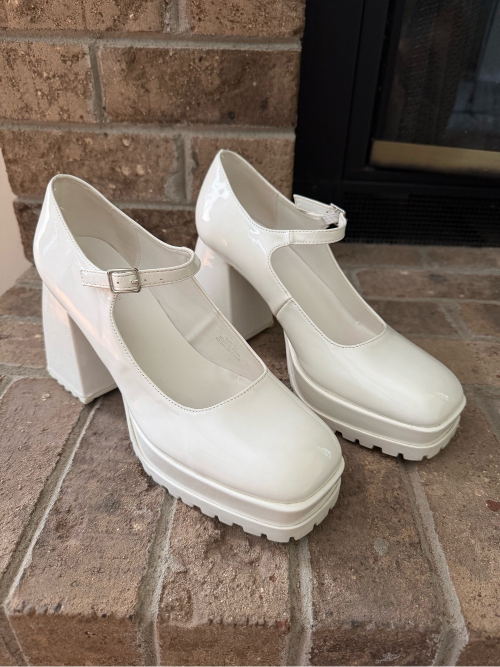 Forever 21 White Patent Mary Jane Platform Heels Size 9 Chunky Block Heel